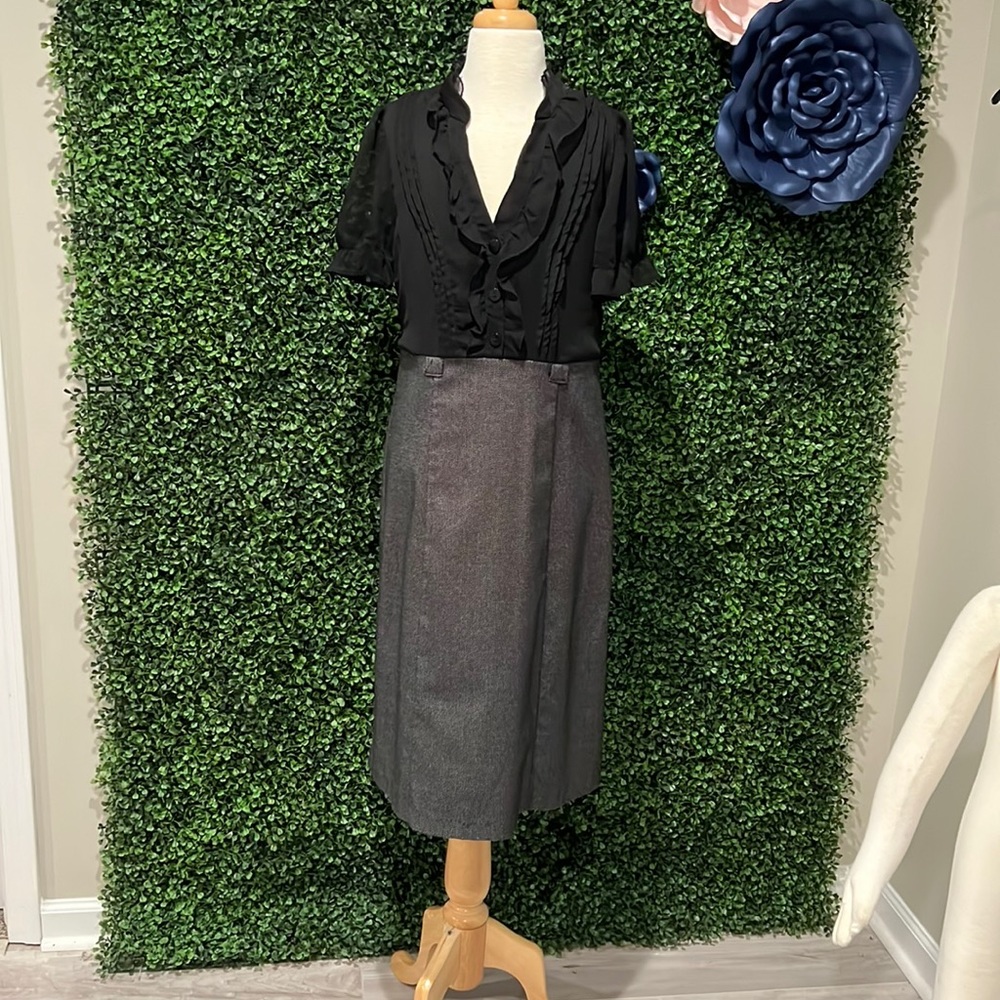 Side zip, gray and black dress, button down top